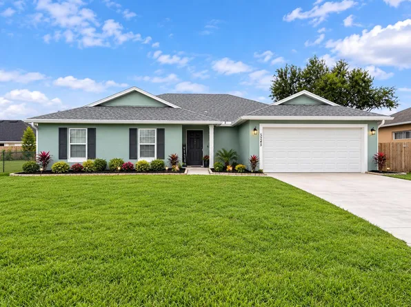 5245 NW GAMMA Street, Port St Lucie, FL 34986