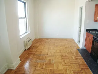 Rented by DSA Realty Midtown West