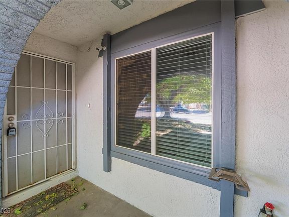 5th image of 4850 Aveneda Grande