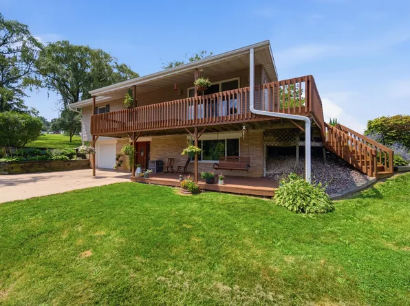 1015 Ridge Rd S, Preston, MN 55965