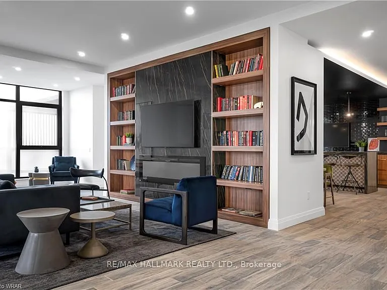 181 King St S #1009 — Photo 34