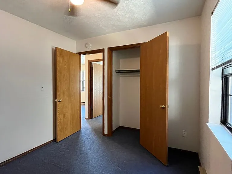 426 S Grant St — Photo 5