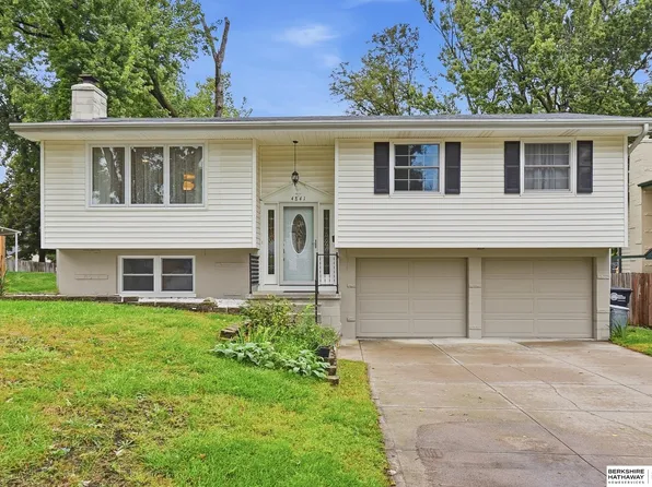 4841 S 93rd Ave, Omaha, NE 68127