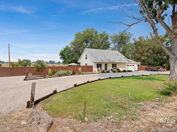 983 N Plaza Rd, Emmett, ID 83617