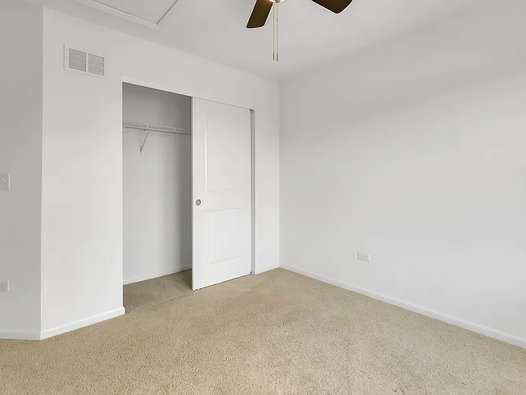 1078 Bogart St — Photo 18