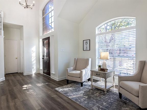 3rd image of 5915 Cypresswood Green Drive