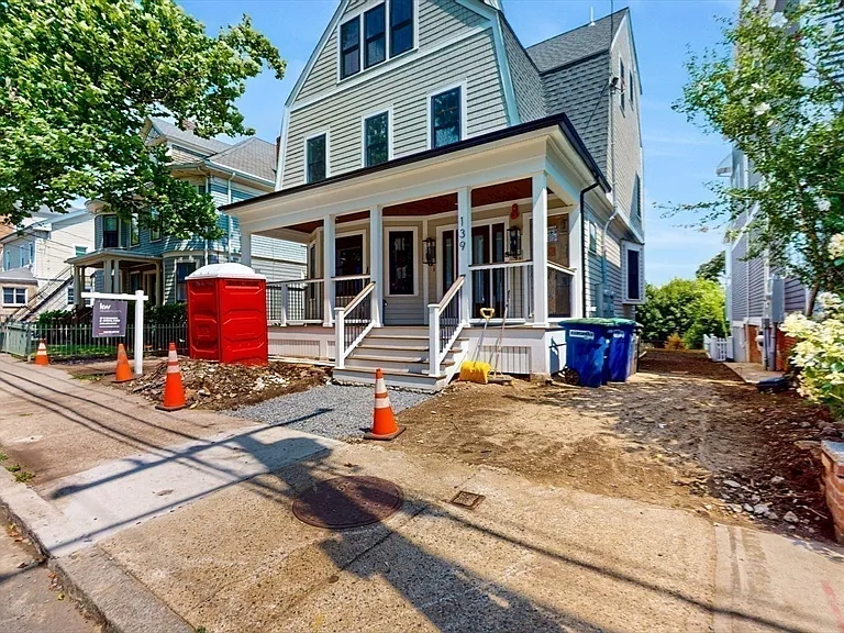 139 Sycamore St #B — Photo 21
