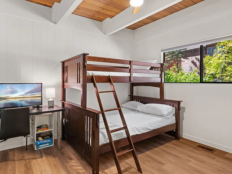 Twin over Full Bunkbed