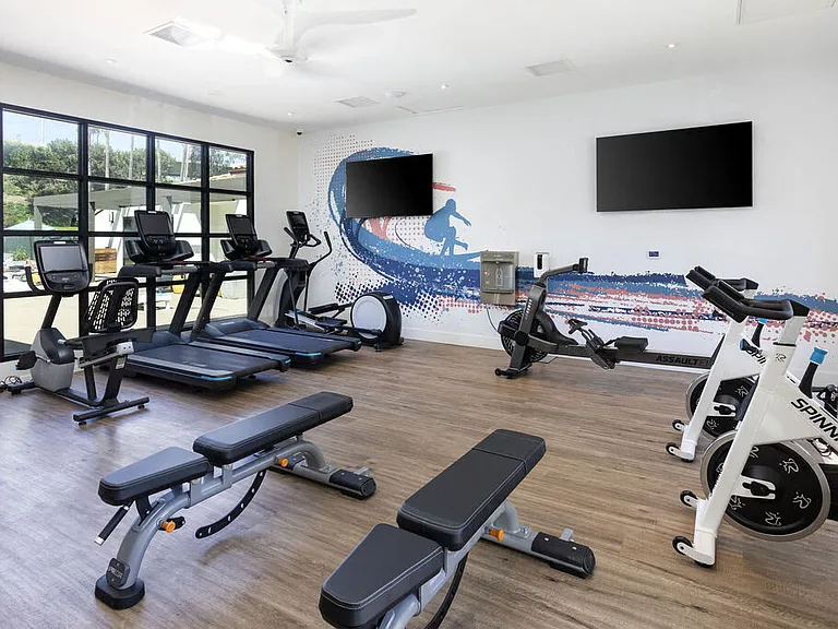La Jolla Blue Apartments — Photo 5