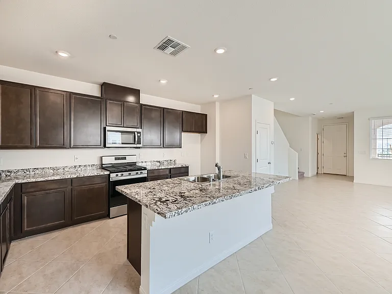 2777 Abrantes Pl — Photo 33