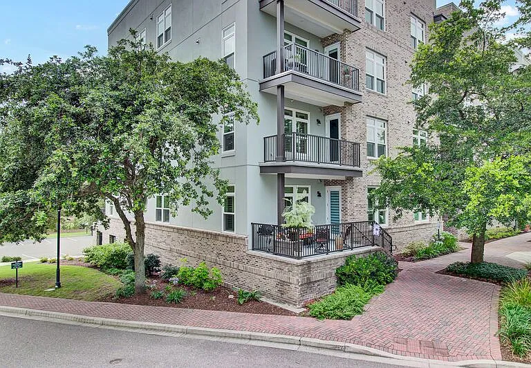 125 Pier View St #209 — Photo 35