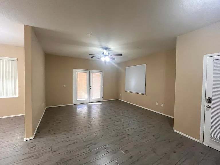 673 Peachy Canyon Cir #103 — Photo 5