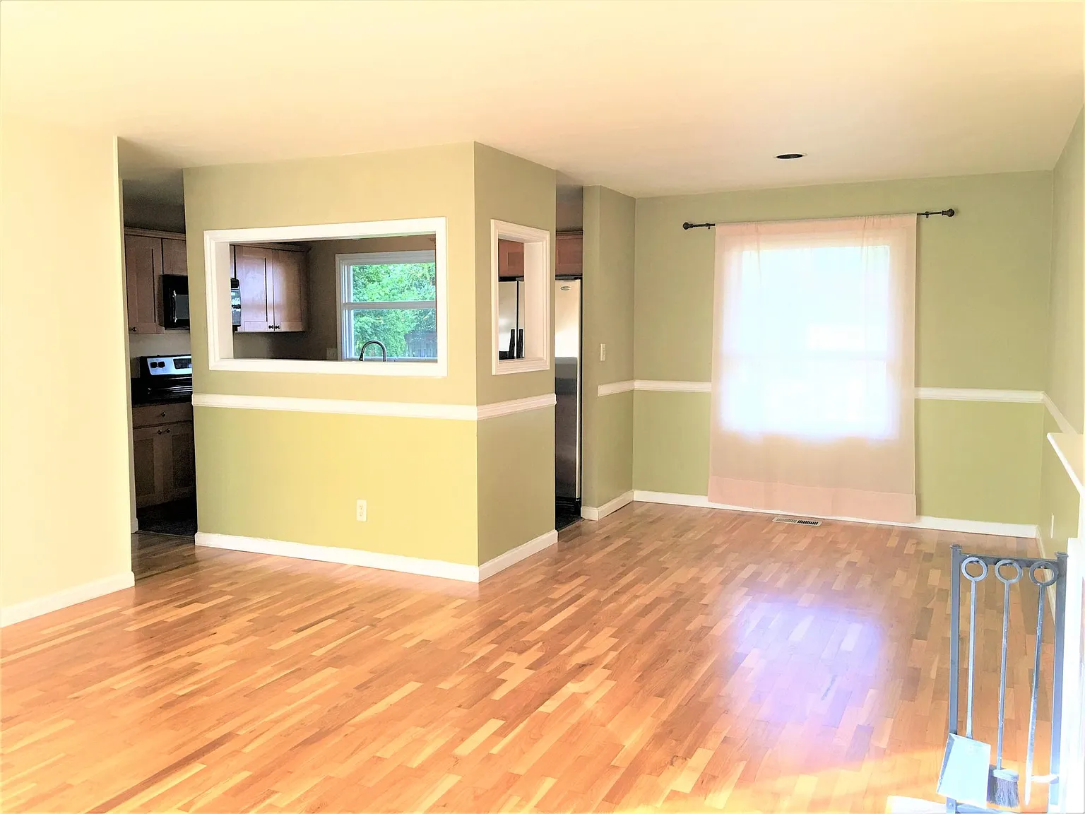 147th Place SE, Bellevue — Photo 3