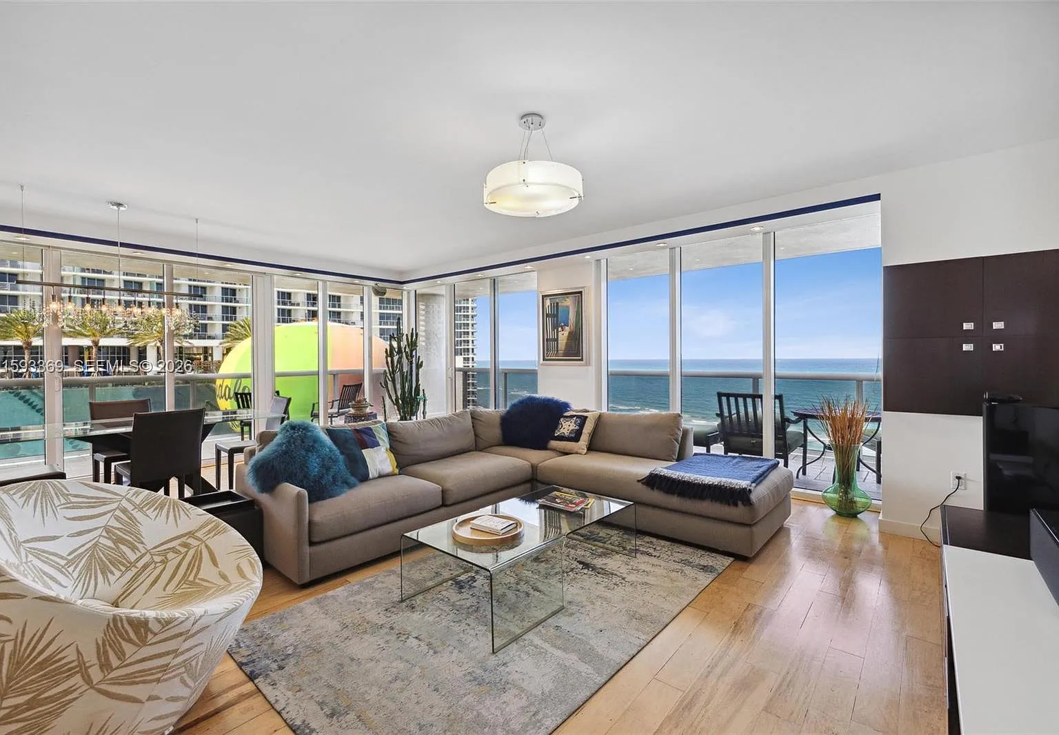 Beach Club Three Condo — Photo 2