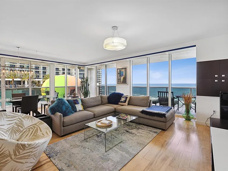 1800 S Ocean Dr #1401 — Photo 2