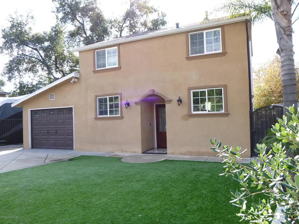 4 bed, 1.5 bath, 1100 sqft, $3,600 — Photo 3
