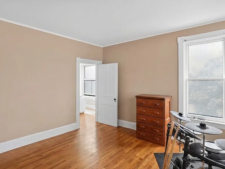 52 Church Ave #2 — Photo 4