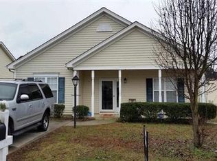 2704 Lead Crystal Ct, Raleigh, NC 27610