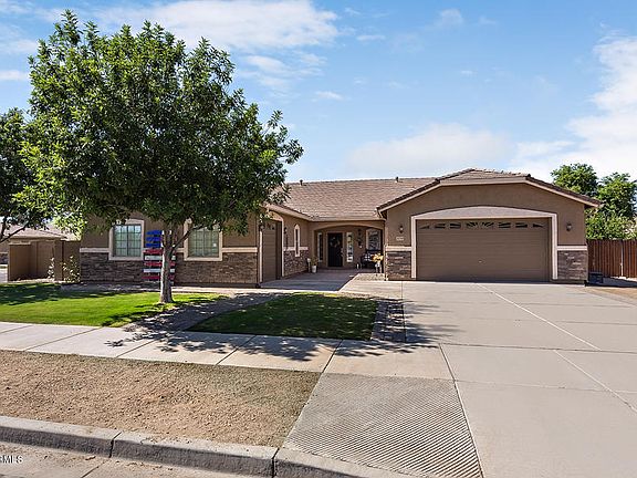 5th image of 21795 E Escalante Rd
