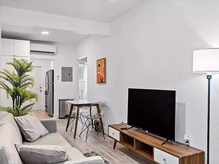 7325 Carlyle Ave #2 — Photo 3