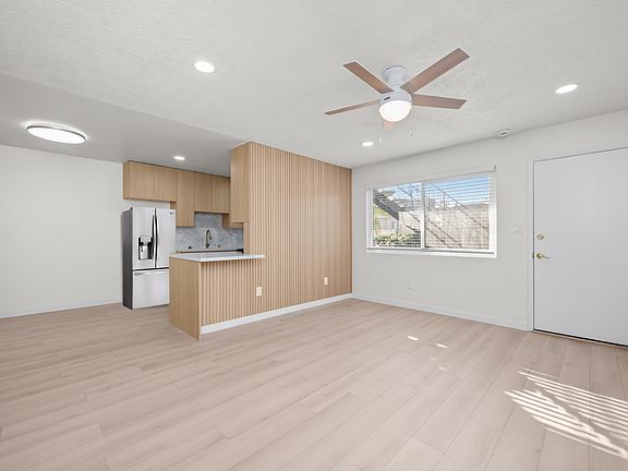 3rd image of 2003 Emerald St #2