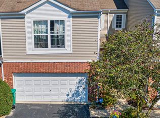 16132 Golfview Dr, Lockport, IL 60441