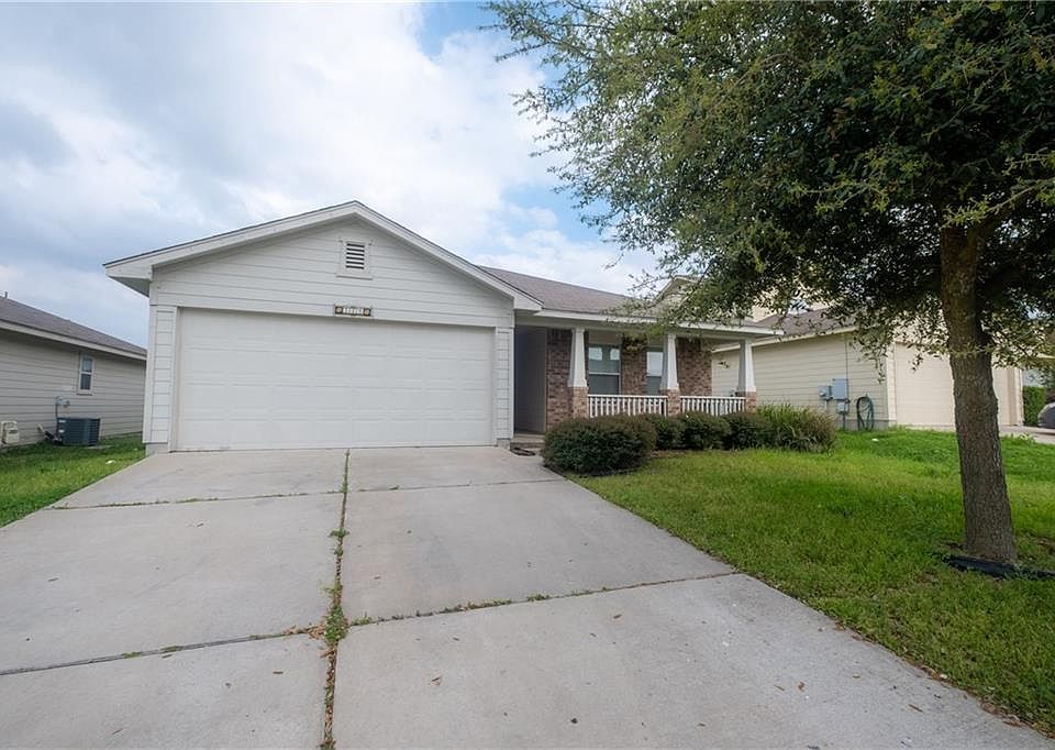 1st image of 218 Tolcarne Dr