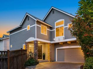 15030 NE 8th Pl, Bellevue, WA 98007