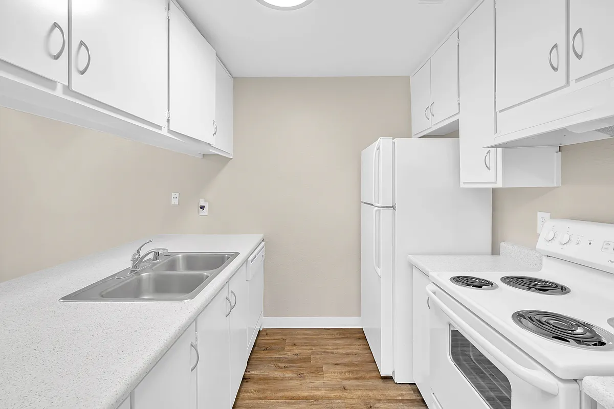 Two Bedroom Apartment - Datewood