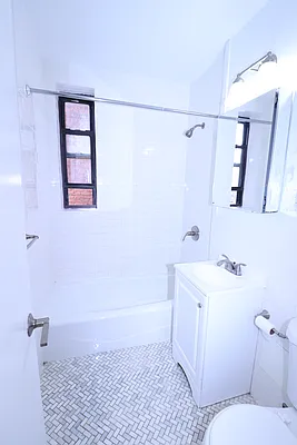 Rented by Oxford Property Group | media 9