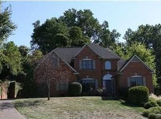 808 Cobblestone Dr, Evansville, IN 47715