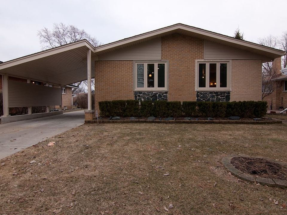 1st image of 8639 N Oriole Ave