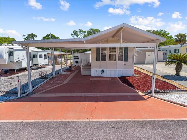 34 Fairview Dr N, Haines City, FL 33844
