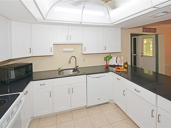 4th image of 2006 Hullhouse Dr #338
