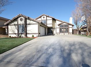 2651 E Avenue J14, Lancaster, CA 93535