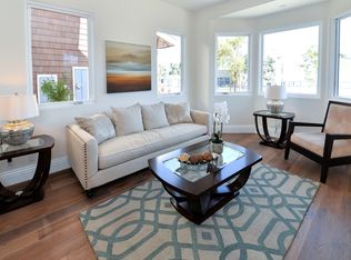 1037 8th St, Manhattan Beach, CA 90266