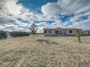 498 Latham Ln, Rhome, TX 76078