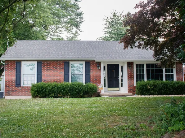 382 Elkdale Rd, Lincoln University, PA 19352