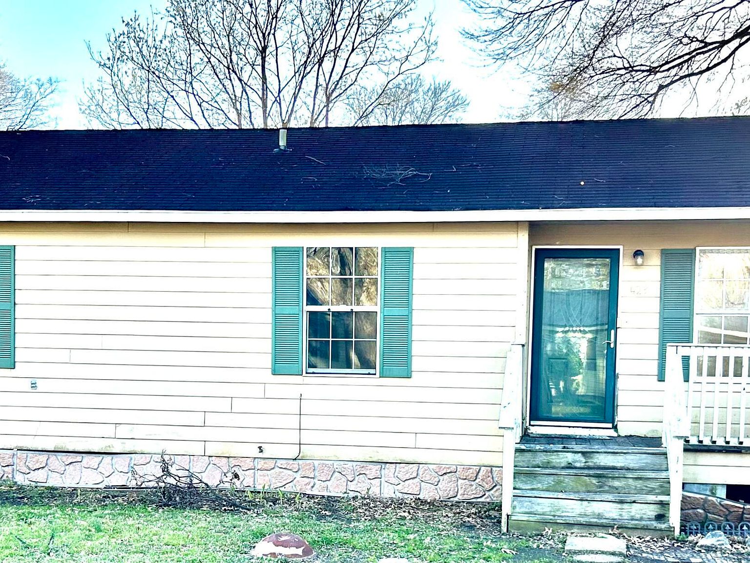 423 N Cree St, Tutwiler, MS 38963 Zillow