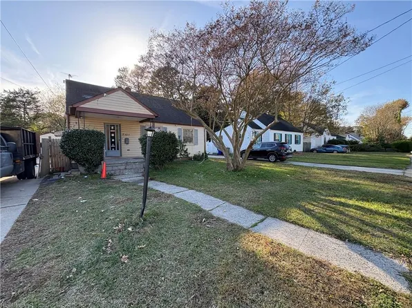 3833 Robin Hood Rd, Norfolk, VA 23513