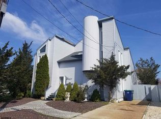 1307 Quimet Rd, Brigantine, NJ 08203