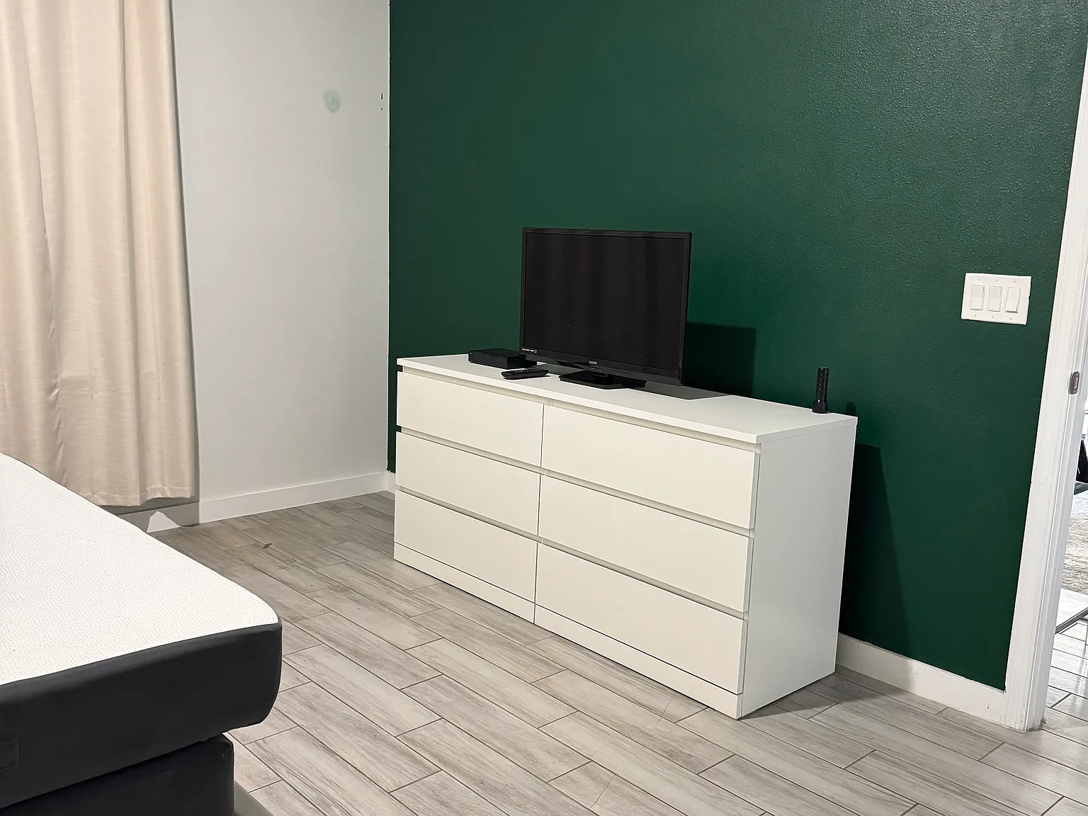 4 bed, 1702 sqft, $950 — Photo 2