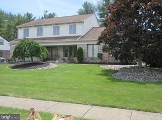 1840 Autumn Leaf Ln, Huntingdon Valley, PA 19006