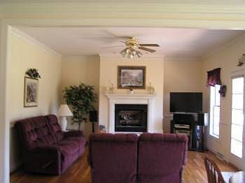 5th image of 1519 Cuddington Ln