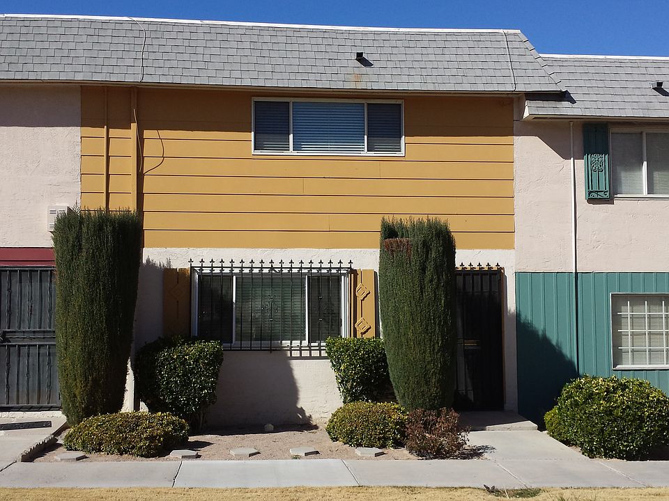 1st image of 126 Greenbriar Townhouse Way