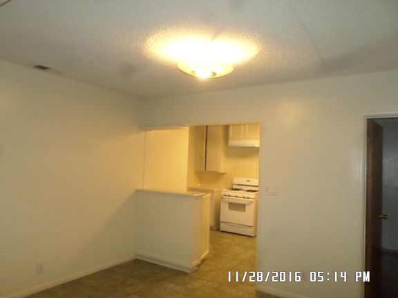 2nd image of 2372 Bleakwood Ave