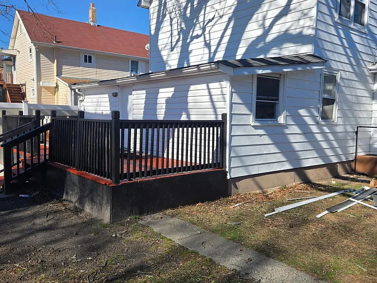 811 Central Ave — Photo 56