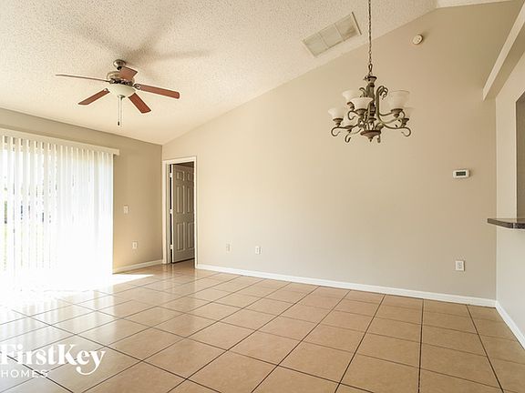 4th image of 532 Finch Ct