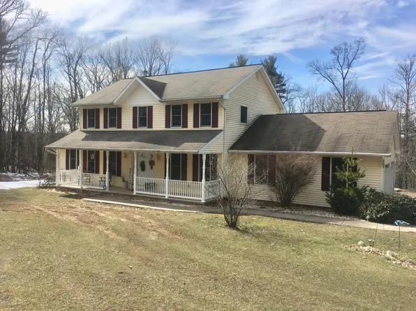 115 Skurat Rd, Sweet Valley, PA 18656