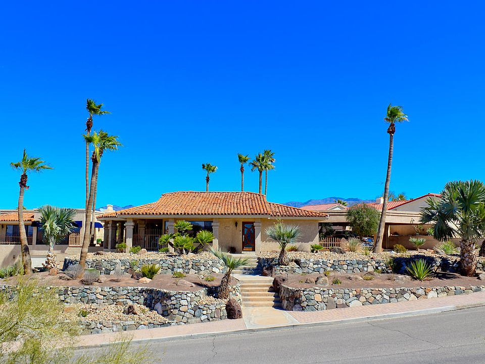 1st image of 2031 Oak Dr